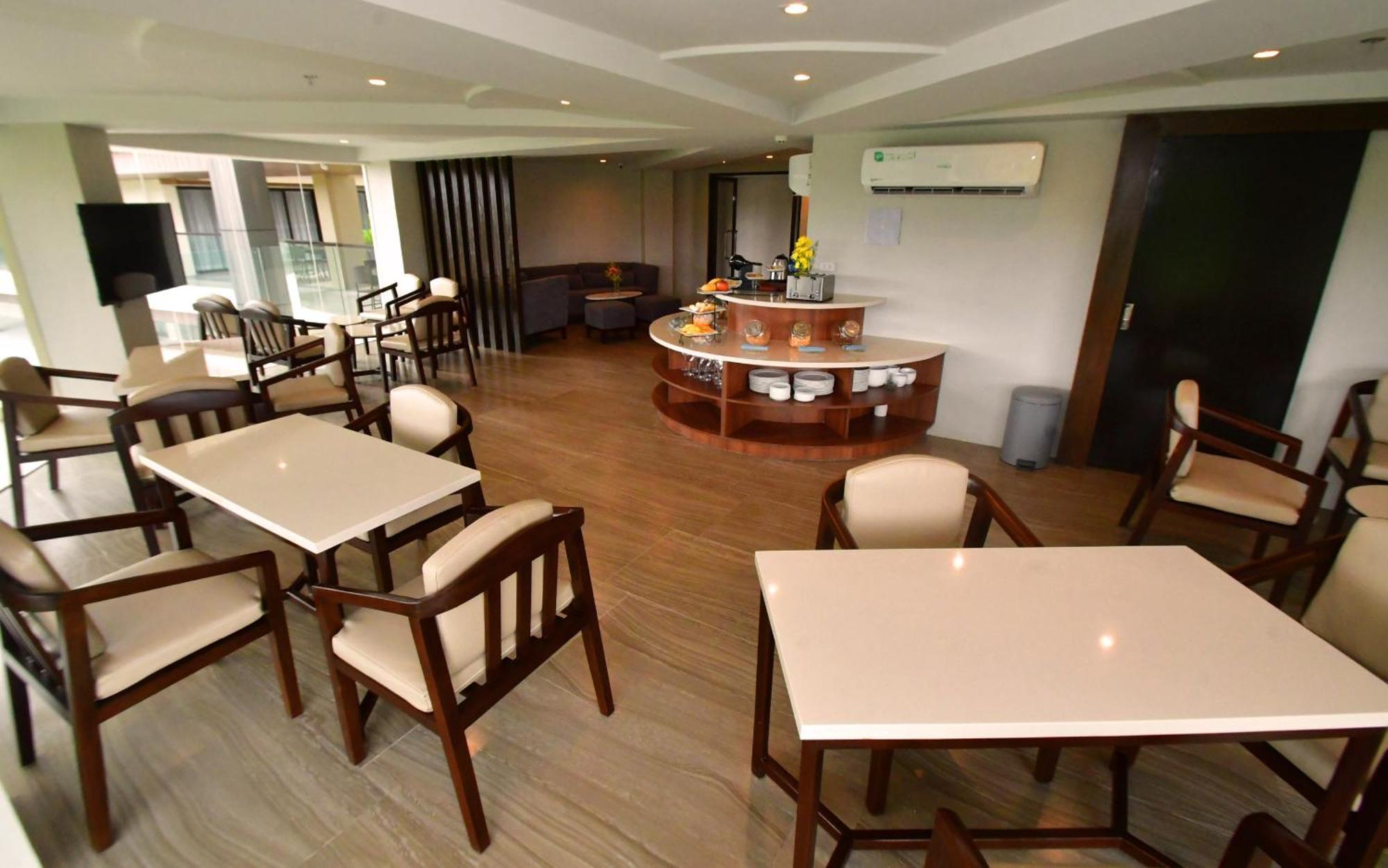 Canyon Hotels & Resorts Boracay Balabag  Экстерьер фото