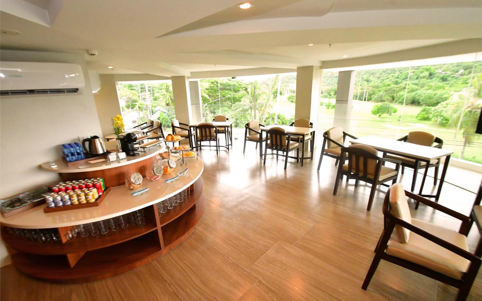 Canyon Hotels & Resorts Boracay Balabag  Экстерьер фото